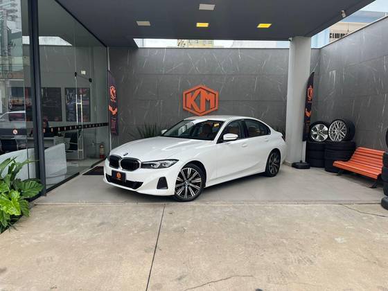 BMW 320i 2.0 16V TURBO FLEX GP AUTOMÁTICO BMW 320i 2.0 16V TURBO FLEX GP AUTOMÁTICO